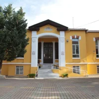 ayvansaray-universitesinin-adi-istanbul-topkapi-universitesi-oldu-220727-202203111